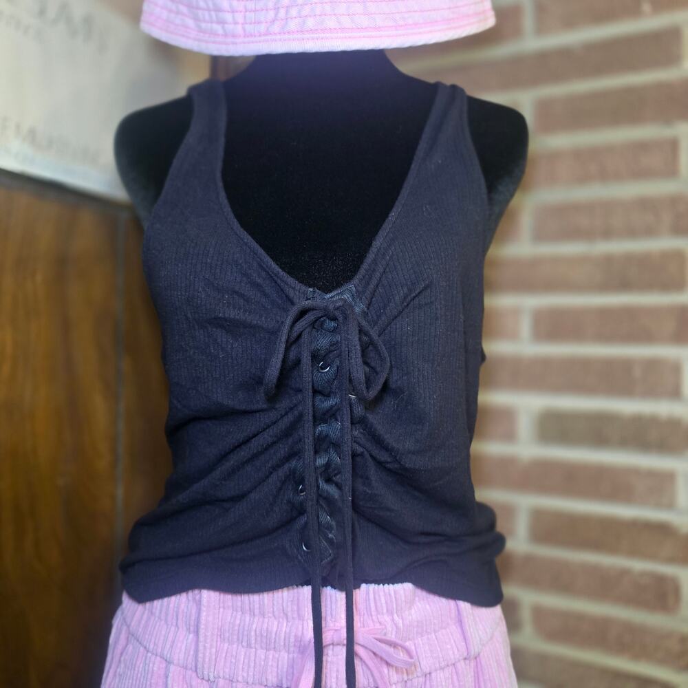 Sabrina Carpenter x Aeropostale Black Lace Up Ribbed Tank Top Crop Cami [XL]